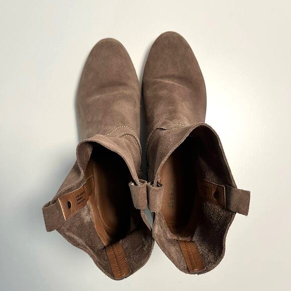 Frye & Co Bootie Size 8.5 Sarah Shortie Suede Leather Tan Pull On Ankle Boot - Picture 6 of 10